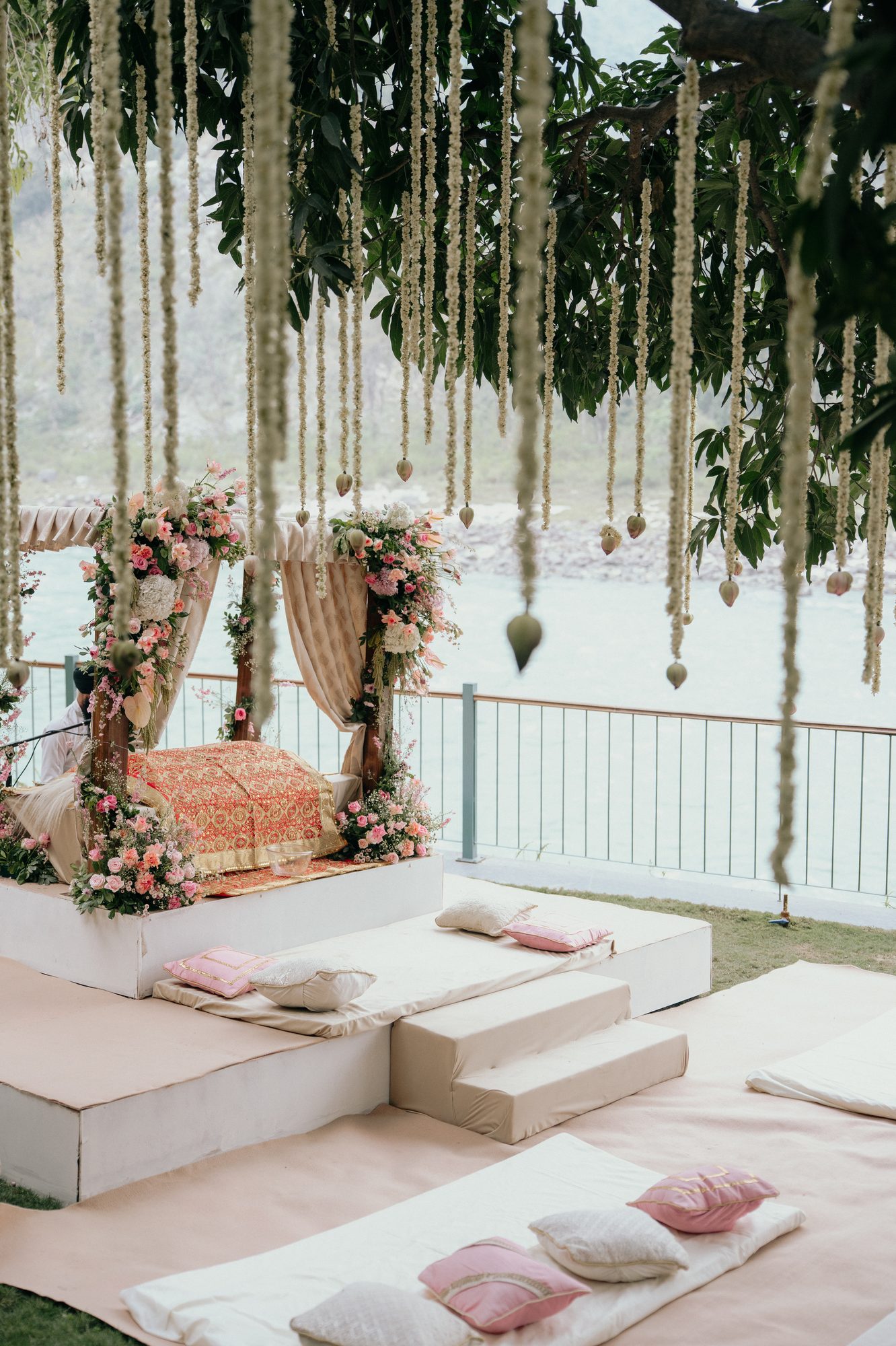 The floral mandap overlooking the Ganga